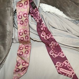 Coach Signature C Scarf